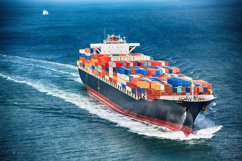 Containerschiff zu Handelserleichterungen.