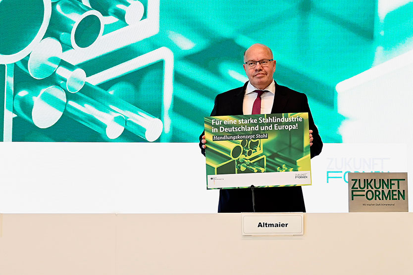 Federal Minister for Economic Affairs and Energy Peter Altmaier presenting the Steel Action Plan.