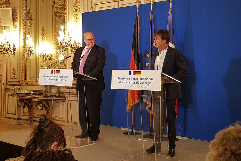   Peter Altmaier, ministre fédéral de l'Économie et de l'Énergie, et Nicolas Hulot, ministre français de la Transition écologique